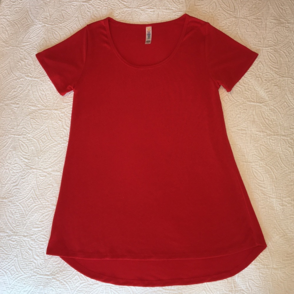 WORN ONCE Candy Apple Red Medium Classic Tee